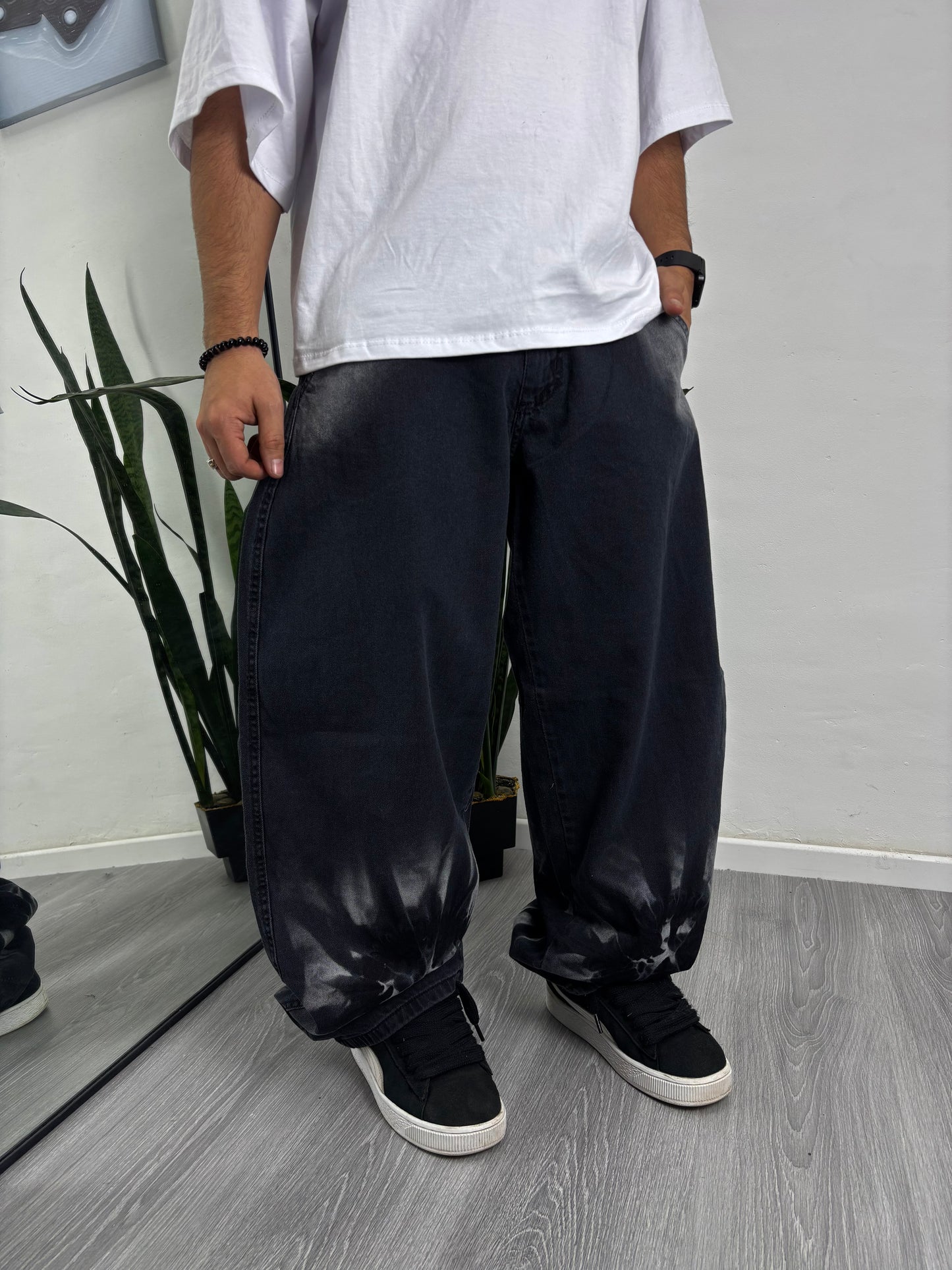 BAGGY REASON
