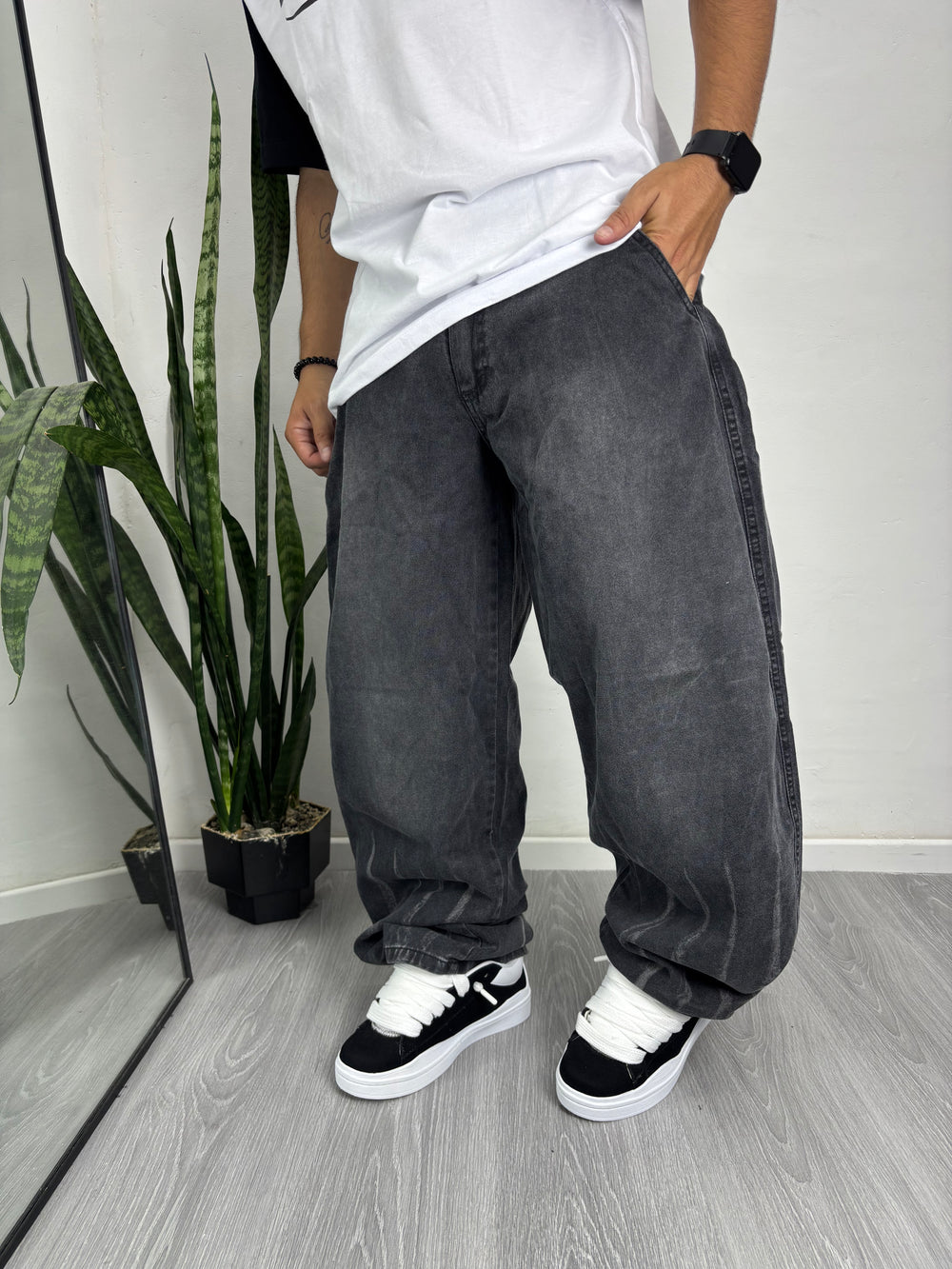 BAGGY REASON