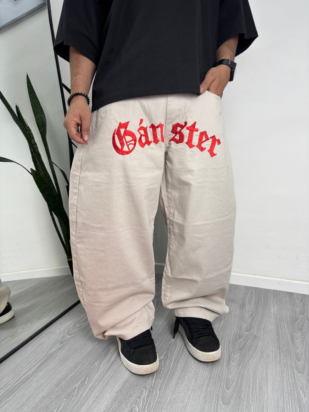 BAGGY RED