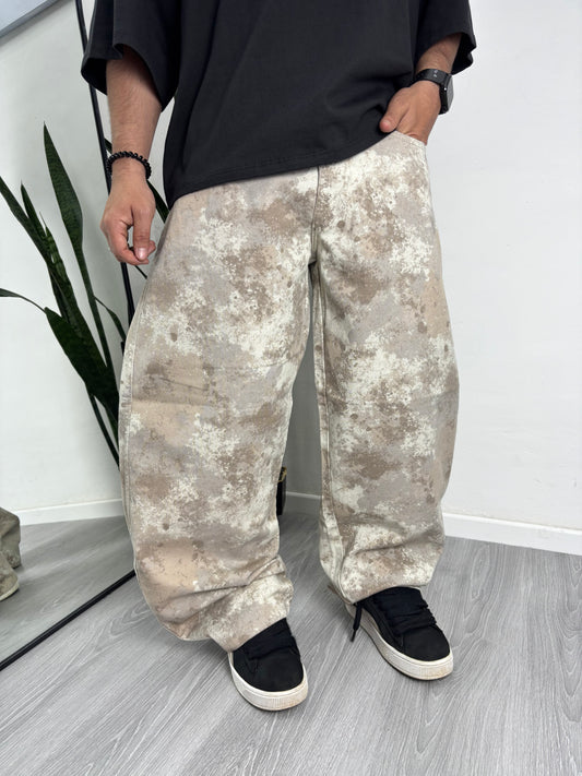 BAGGY PAINT