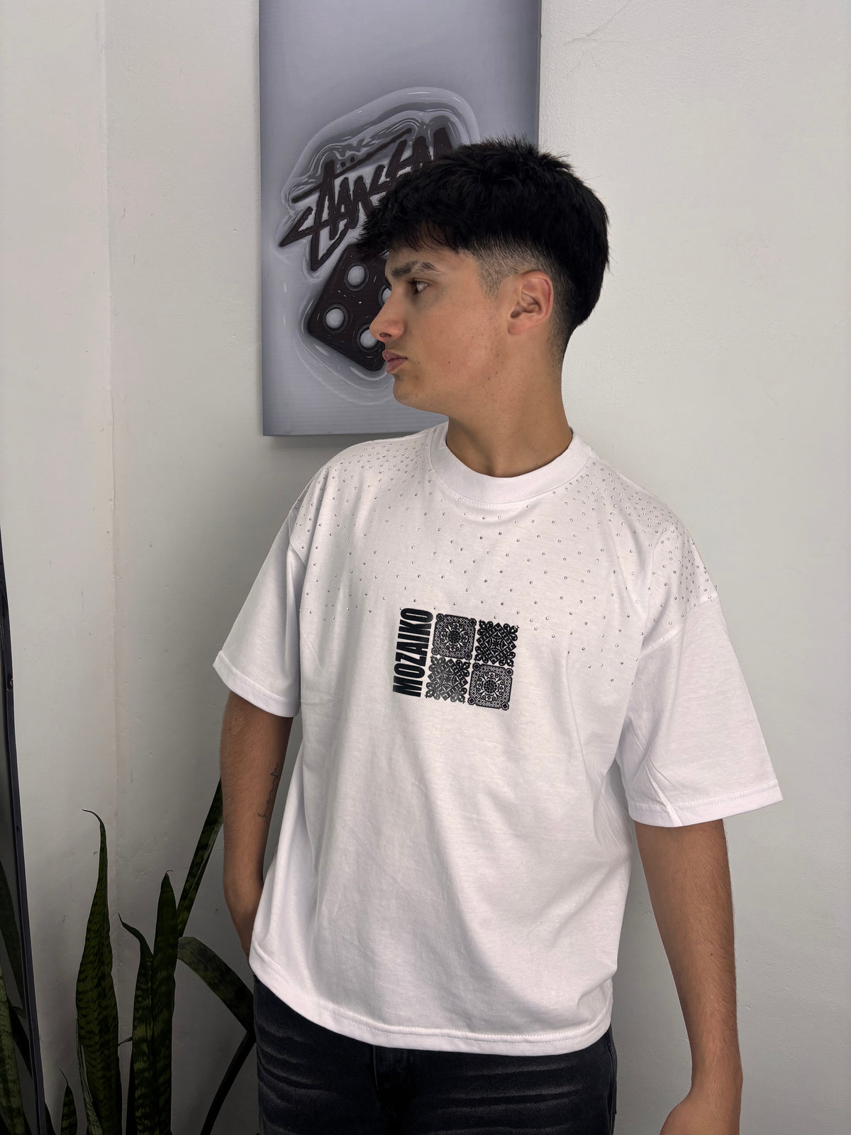 REMERA BOXY STRASS WHITE