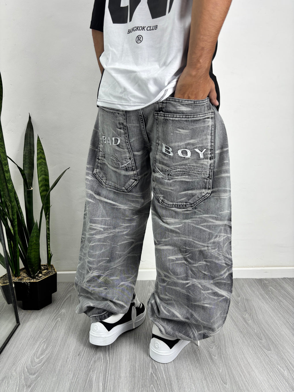 BAGGY BAD BOY