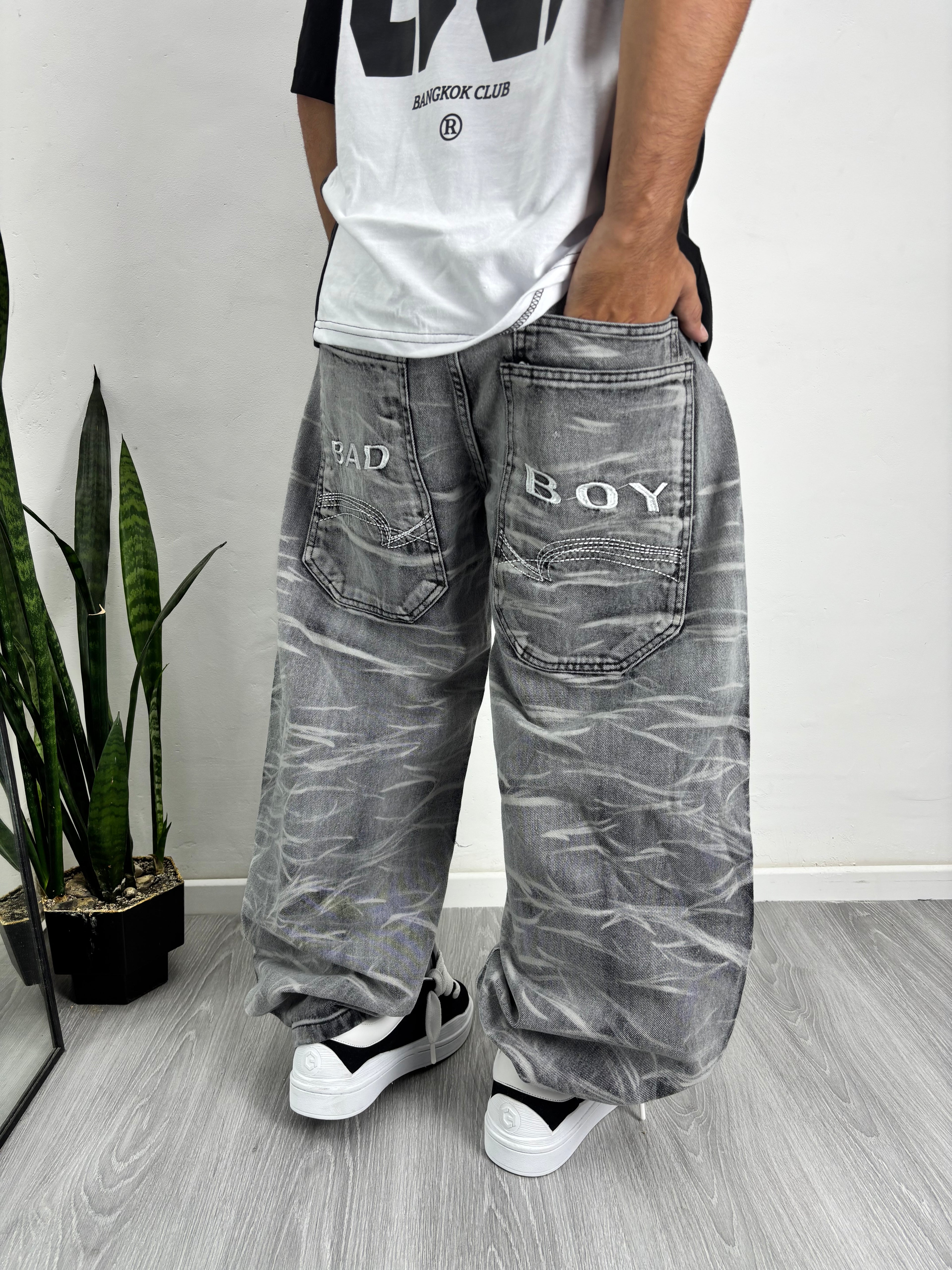 BAGGY BAD BOY