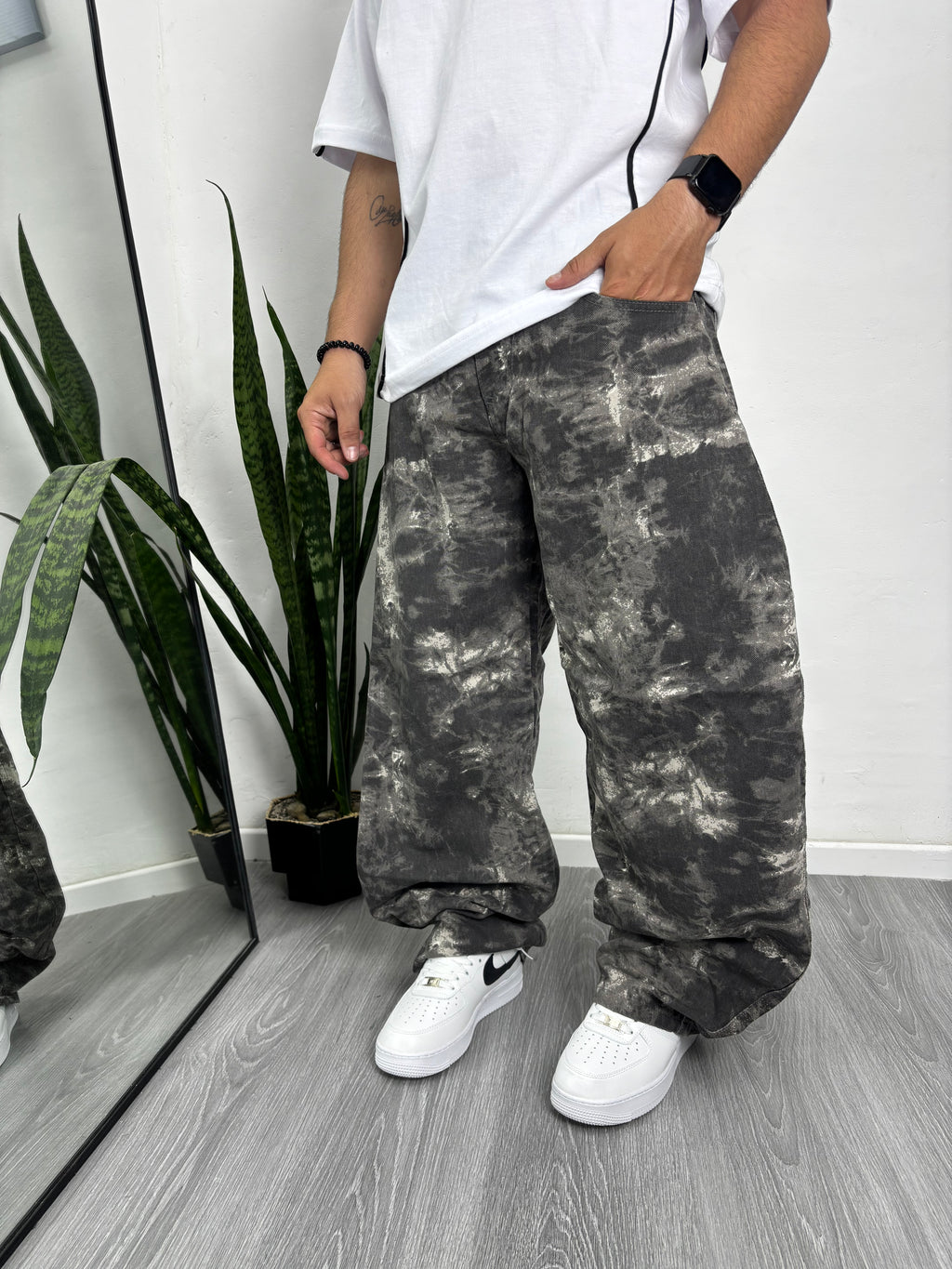 BAGGY EXCLUSIVE