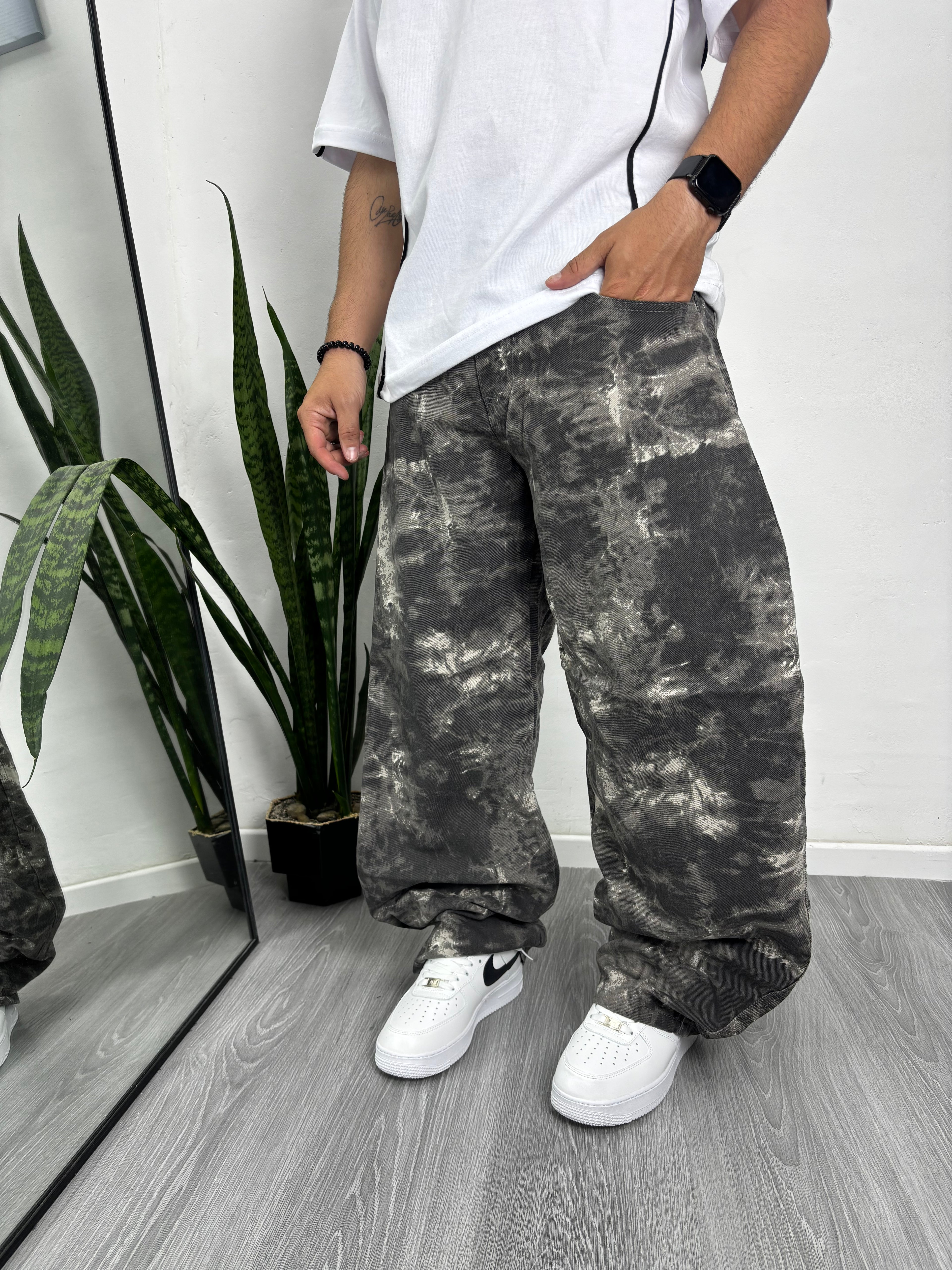 BAGGY EXCLUSIVE
