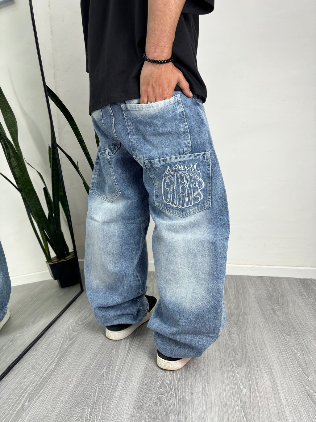 BAGGY DRAGÓN