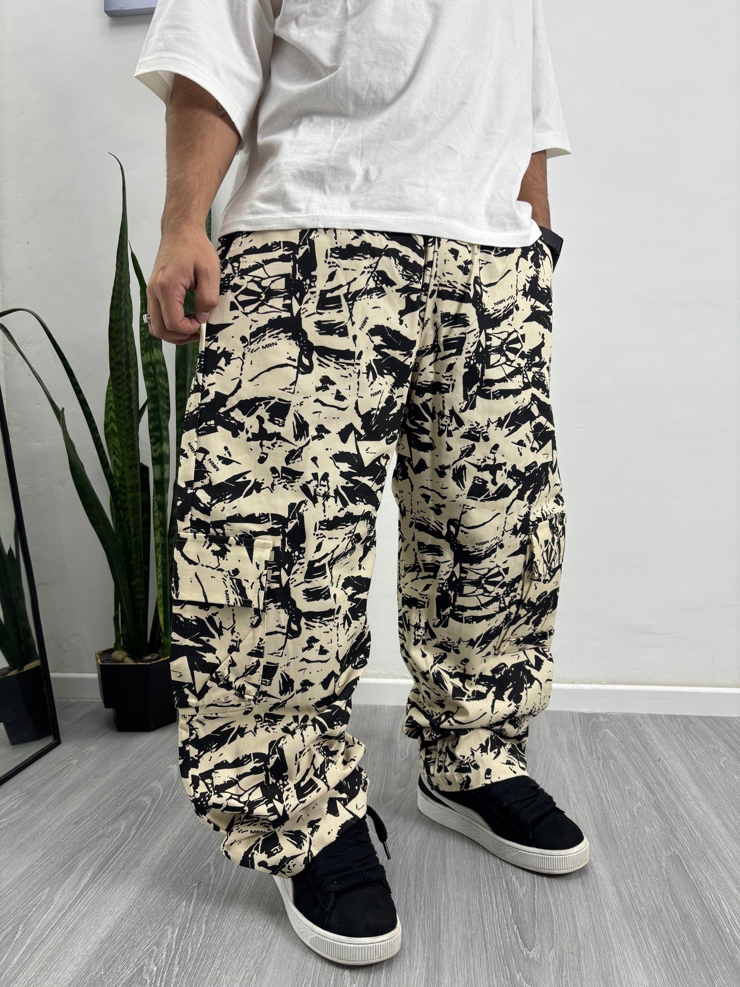 BAGGY LEAN